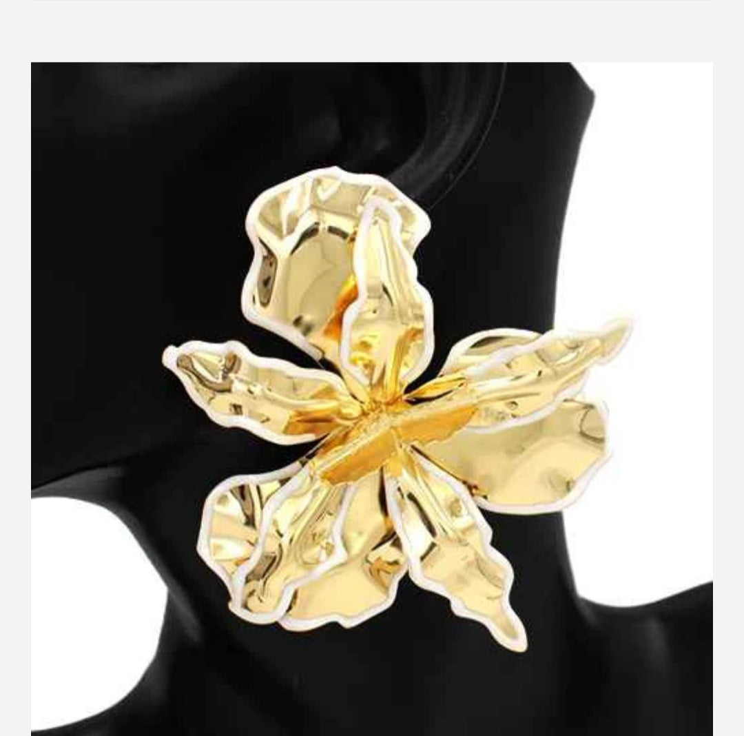 Petal Luxe Earrings