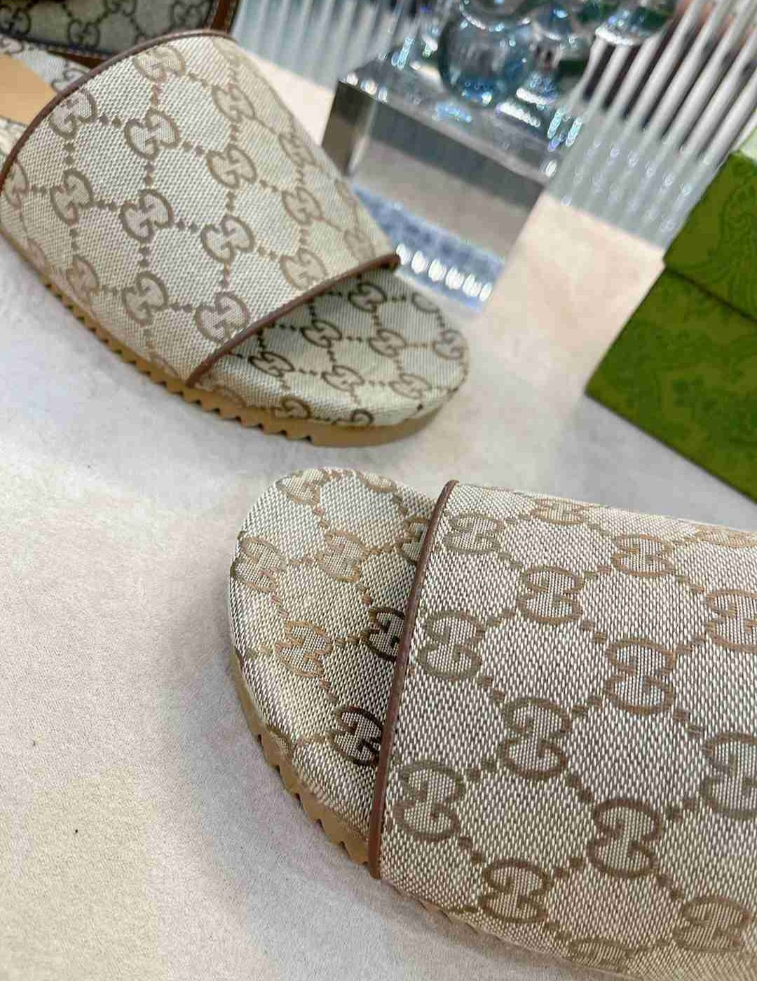 GG Covered Slide