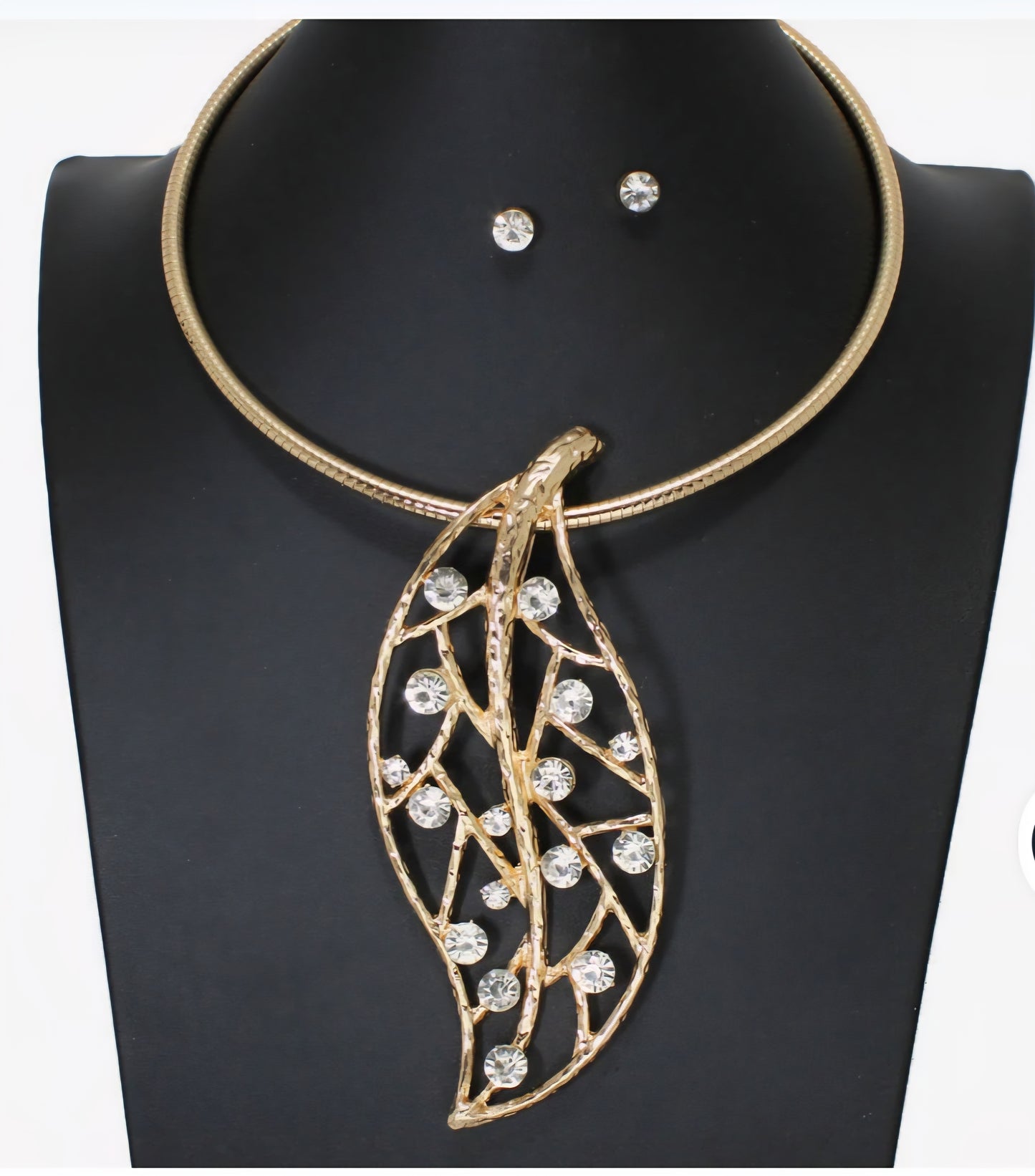 Wired Metal Geometric Necklace Sets