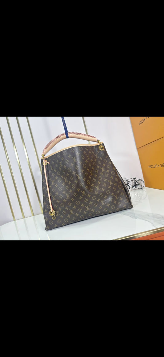 Mr.Foster…..LV Artsy Bag