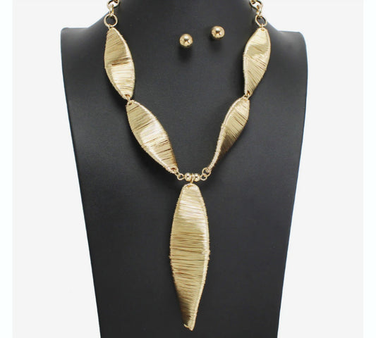 Wired Metal Geometric Necklace Sets