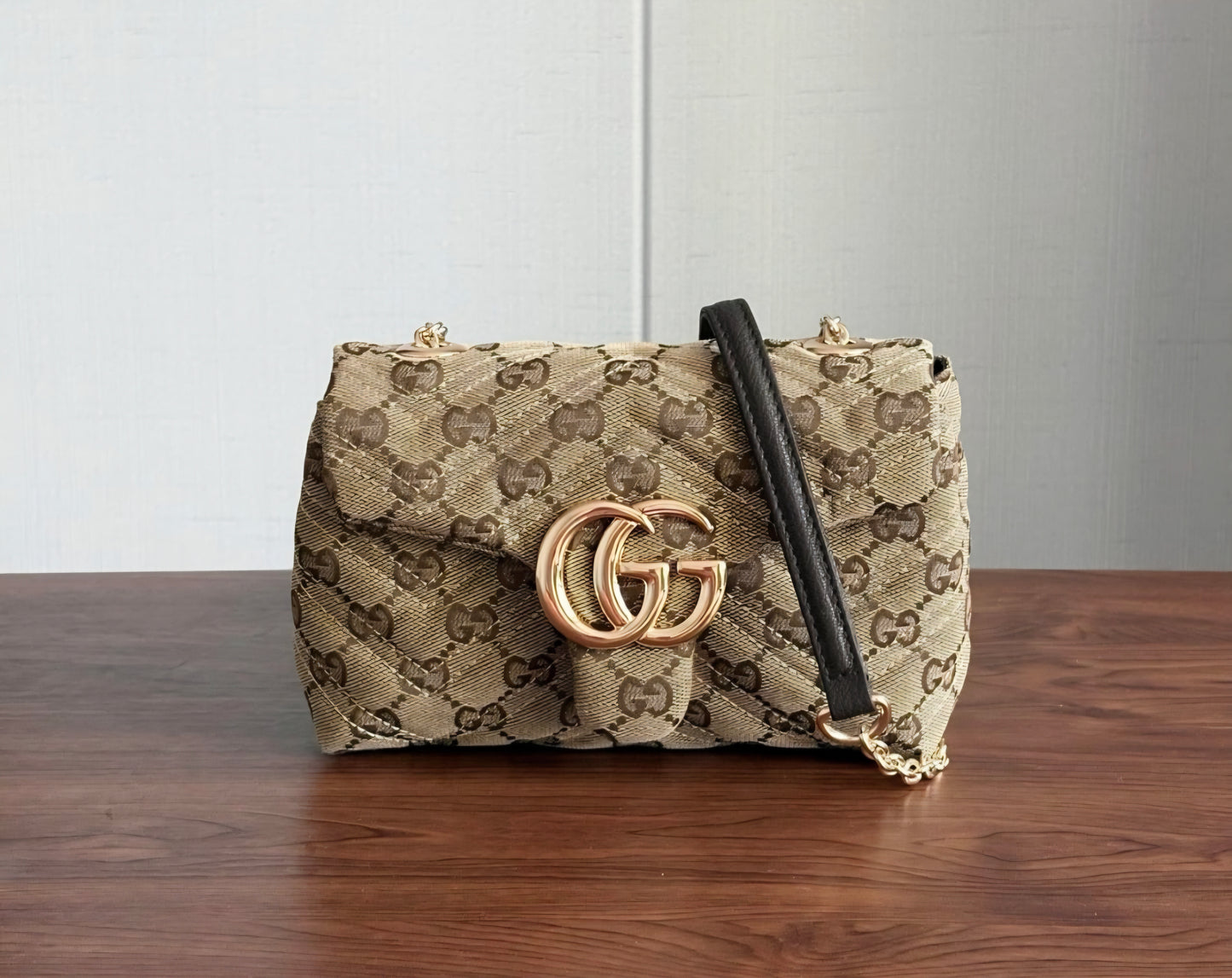 Gucci Quilted Crossbody Shoulder Bag